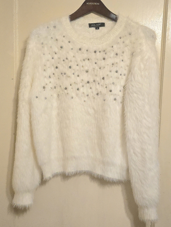 On 12th Sweaters - White Eyelash Knit Sweater Pearl Rhinestone Embellished Super Soft Stretch XL